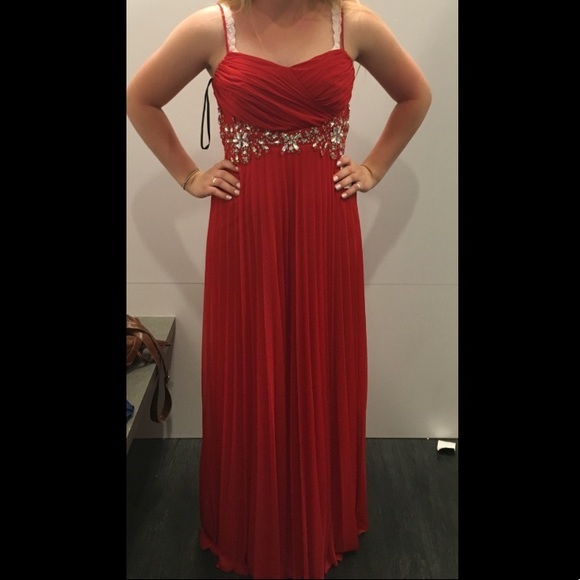 Red Prom Dress - Picture 2 of 6